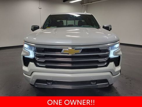 Used 2023 Chevrolet Silverado 1500 High Country w/ High Country Premium Package image 3