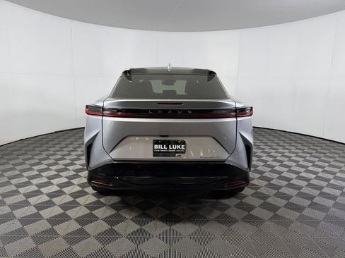 Used 2024 Lexus RZ 300e Premium image 8