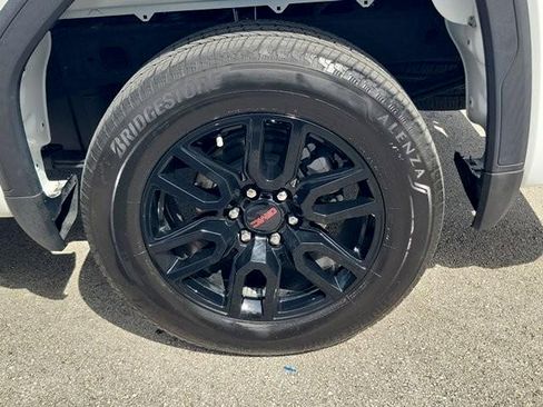 Used 2024 GMC Sierra 1500 Elevation AWD/4WD image 12