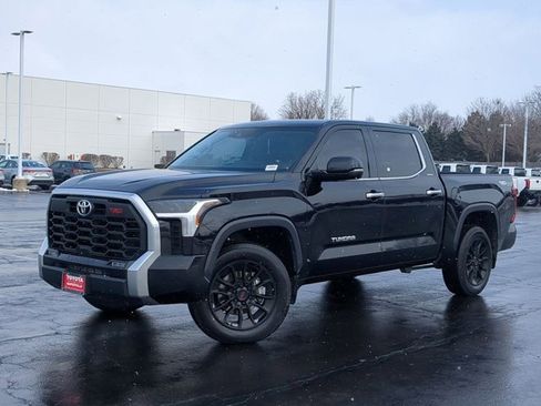 Used 2022 Toyota Tundra Limited w/ TRD Off-Road Package image 2