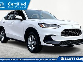 Certified 2025 Honda HR-V LX 360° Tour