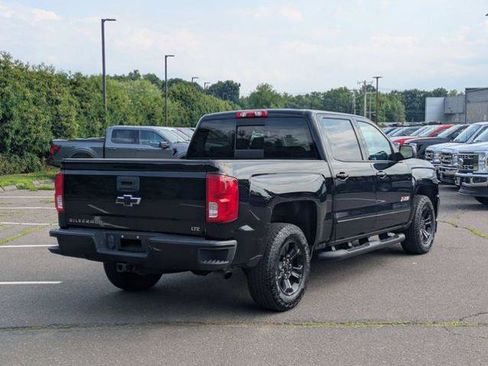 Used 2018 Chevrolet Silverado 1500 LTZ Z71 w/ Midnight Edition AWD/4WD image 3