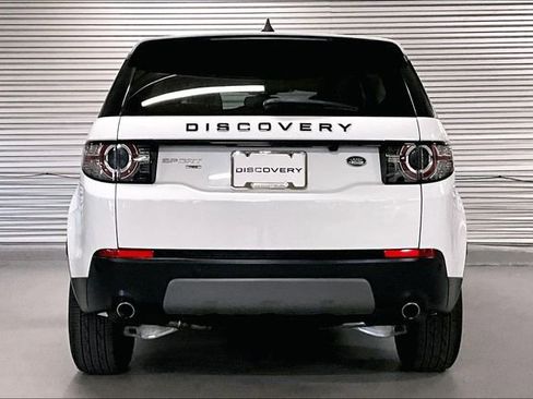 Used 2019 Land Rover Discovery Sport AWD/4WD image 3