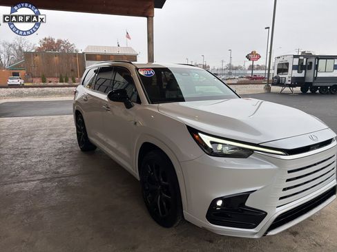 Used 2024 Lexus TX 500h AWD image 23