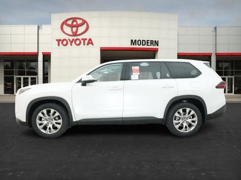 New 2026 Toyota Grand Highlander Limited image 10