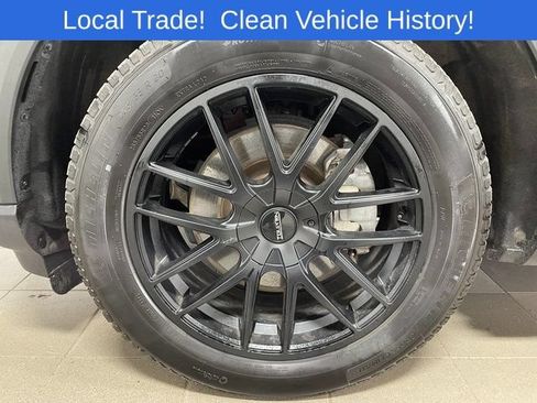 Used 2021 Ford Explorer Limited w/ Hybrid Equipment Group 310A AWD/4WD image 7
