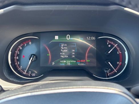 Used 2025 Toyota RAV4 XLE w/ Weather Package FWD image 39