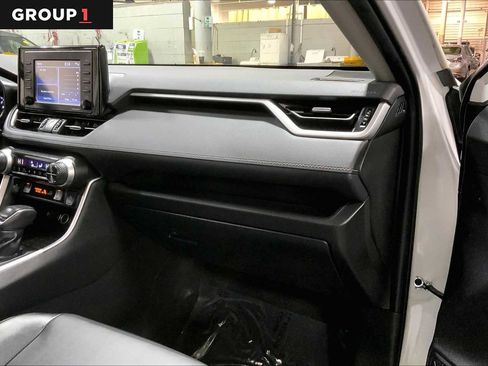 Certified 2022 Toyota RAV4 XLE Premium image 18