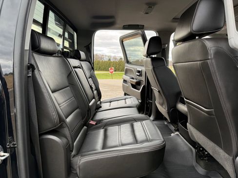 Used 2018 GMC Sierra 3500 Denali w/ Duramax Plus Package image 18