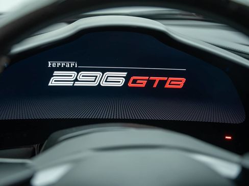 Used 2022 Ferrari 296 GTB RWD image 31