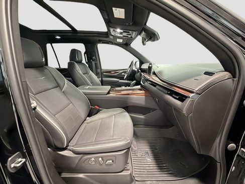 Certified 2023 Cadillac Escalade Premium Luxury w/ LPO, Floor Liner Package AWD/4WD image 27