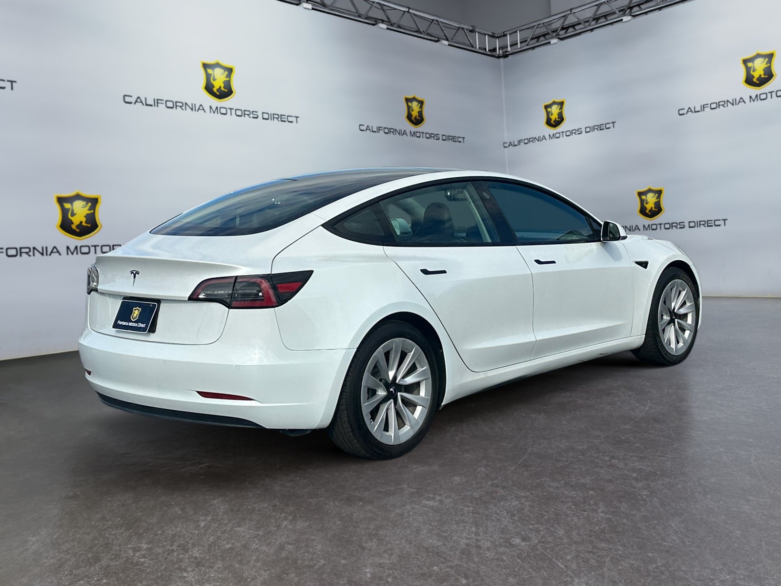 Used 2022 Tesla Model 3 Standard Range RWD image 5