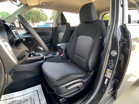 Used 2024 Kia Soul LX w/ Option Group 015 image 4