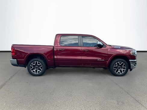 Used 2025 RAM 1500 Laramie w/ Advanced Safety Group II AWD/4WD image 8