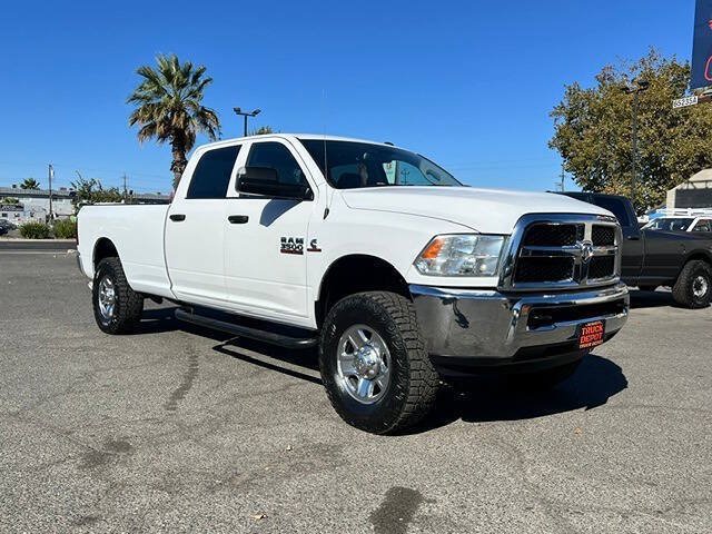 Used 2016 RAM 3500 Tradesman w/ Chrome Appearance Group AWD/4WD image 4