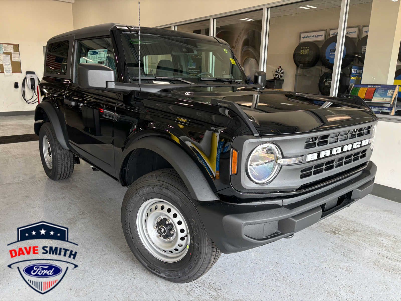 New 2026 Ford Bronco 2-Door AWD/4WD image 1