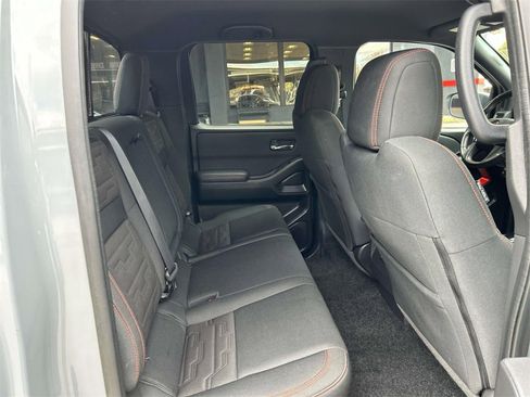 Used 2022 Nissan Frontier PRO-4X w/ Technology Package image 14
