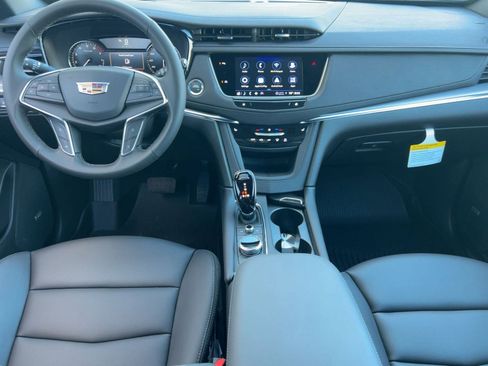 New 2025 Cadillac XT5 Luxury w/ LPO, Floor Liner Package image 4