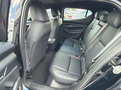 Used 2023 MAZDA MAZDA3 s FWD image 27