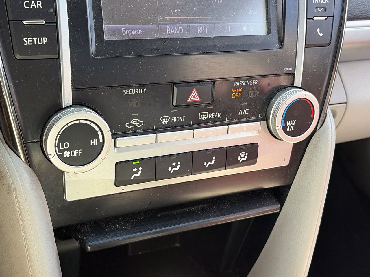 Used 2014 Toyota Camry LE FWD image 6