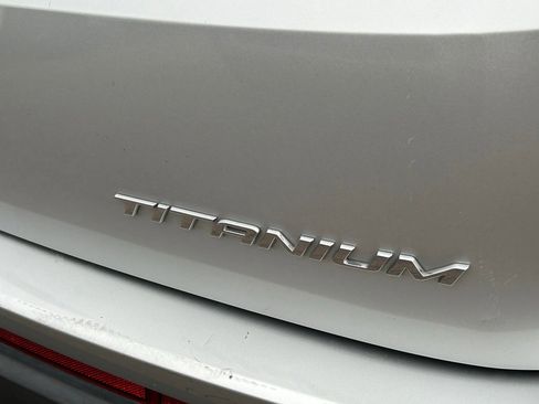 Used 2015 Ford Edge Titanium w/ Equipment Group 301A image 8