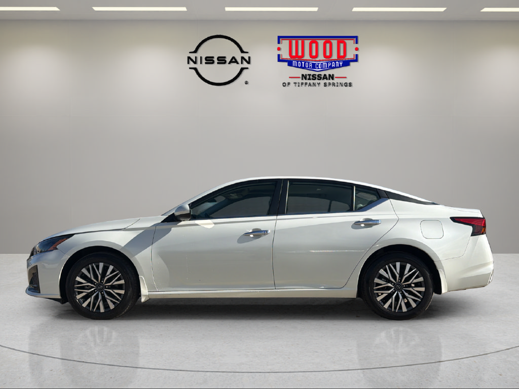 Certified 2023 Nissan Altima 2.5 SV w/ SV Premium Package AWD/4WD image 5