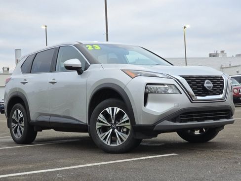 Certified 2023 Nissan Rogue SV image 2