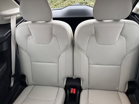 Certified 2023 Volvo XC90 B5 Plus w/ Protection Package Premier image 36