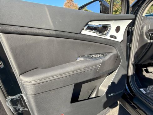 New 2026 Kia Sportage SX image 14