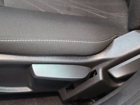 Used 2018 Ford Focus SE image 13