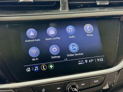 Used 2023 Buick Encore GX Preferred w/ Cold Weather Comfort Package image 17