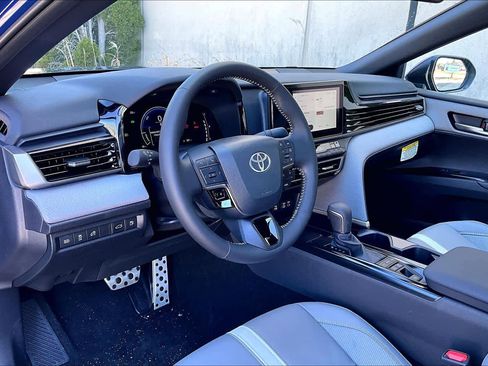 New 2026 Toyota Camry SE AWD/4WD image 8