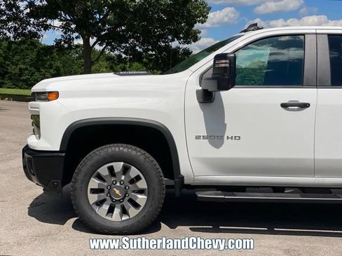 New 2026 Chevrolet Silverado 2500 Custom w/ Custom Value Package AWD/4WD image 10