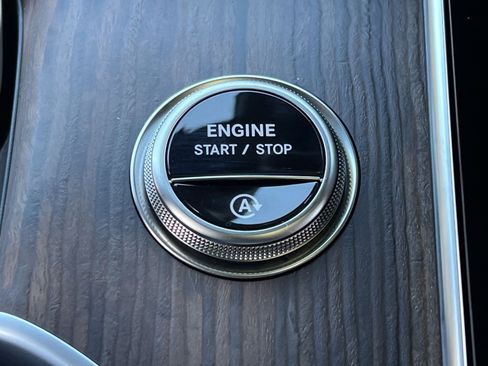 New 2026 Mercedes-Benz GLC 300 4MATIC image 31