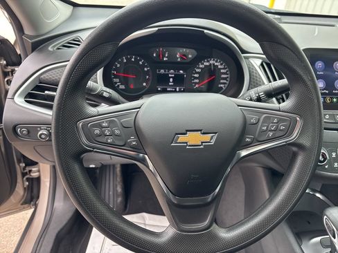Used 2023 Chevrolet Malibu LT FWD image 14