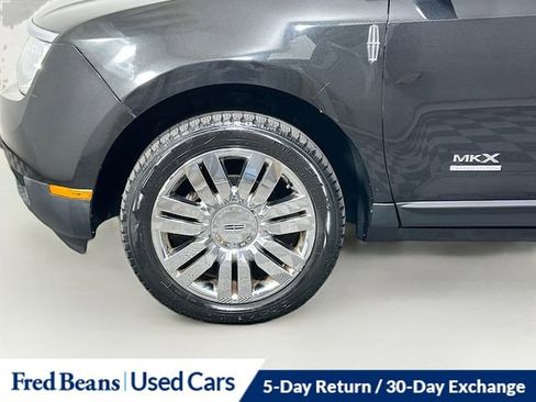 Used 2010 Lincoln MKX AWD image 32