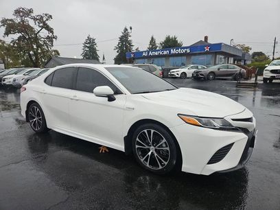 Used 2018 Toyota Camry SE w/ Audio Package