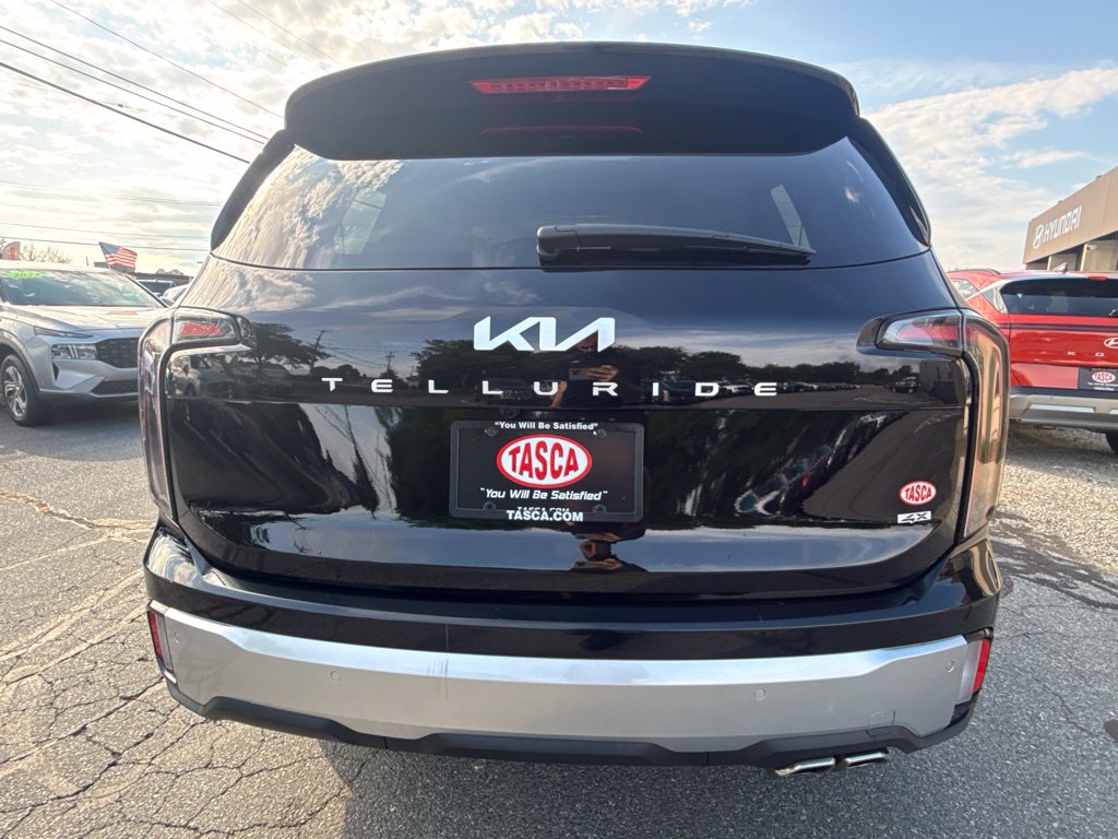 Used 2024 Kia Telluride SX AWD/4WD image 13