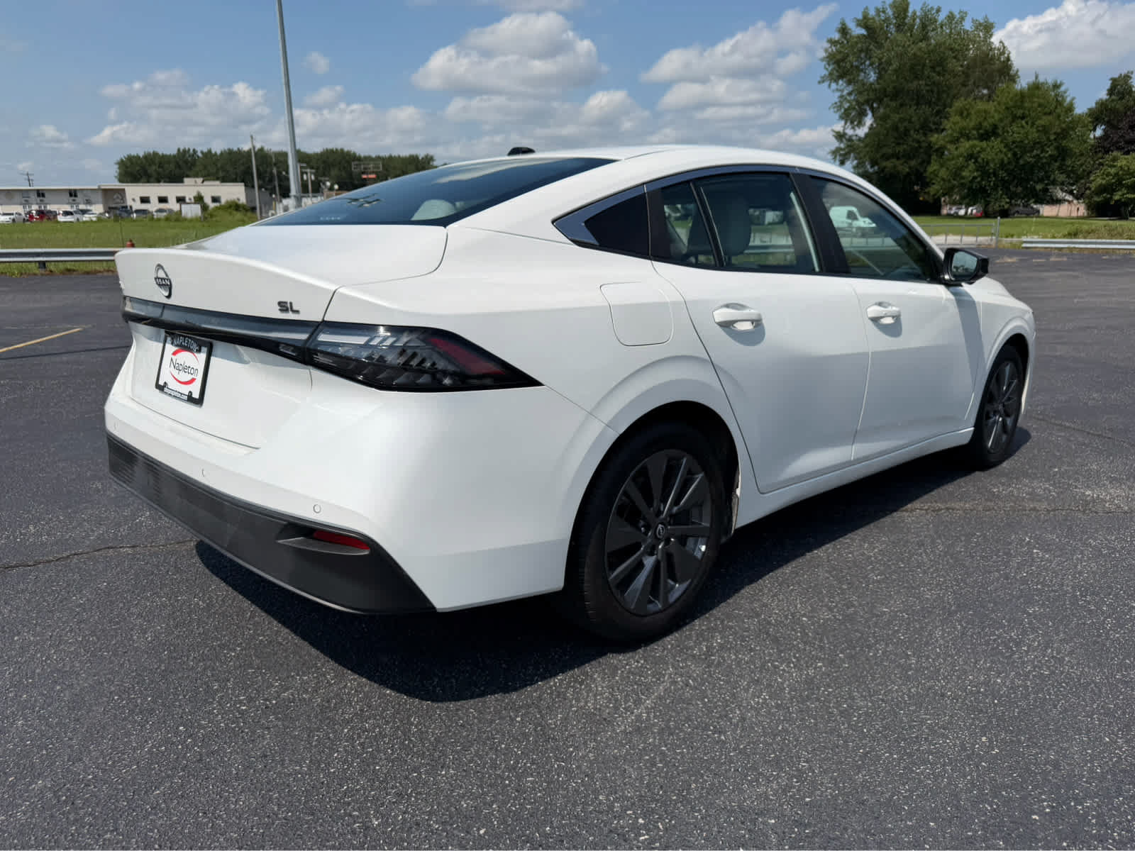 Used 2026 Nissan Sentra SL w/ Floor Mat Package FWD image 8