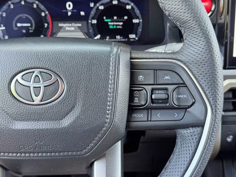 Used 2024 Toyota Tacoma TRD Off-Road w/ TRD Off Road Premium Package AWD/4WD image 22