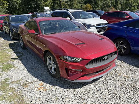 Used 2020 Ford Mustang Coupe RWD image 2