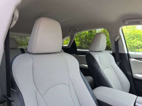 Used 2018 Lexus RX 350 FWD w/ Accessory Package image 11