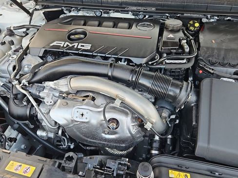 Used 2023 Mercedes-Benz GLB 35 AMG 4MATIC w/ Premium Package image 25