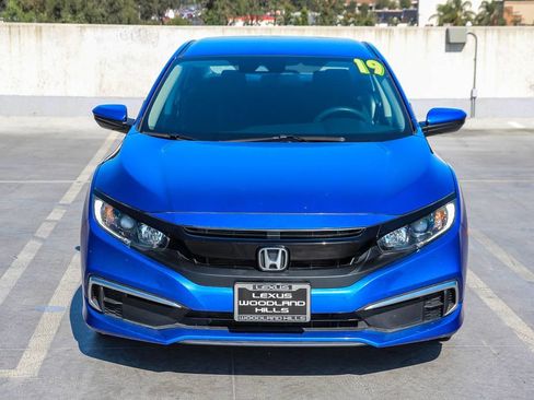 Used 2019 Honda Civic LX image 2