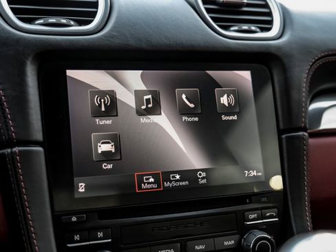 Used 2022 Porsche 718 Cayman image 29