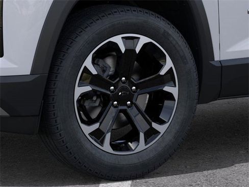 New 2026 Chevrolet Equinox LT image 9