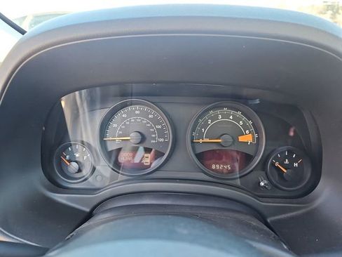 Used 2014 Jeep Patriot Latitude w/ Sun/Sound Group image 11