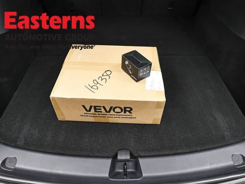 Used 2020 Tesla Model Y Long Range image 9