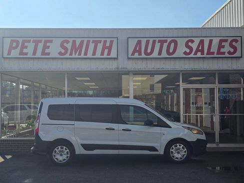 Used 2018 Ford Transit Connect XL image 2