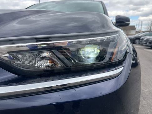 Used 2024 Toyota Grand Highlander XLE image 11